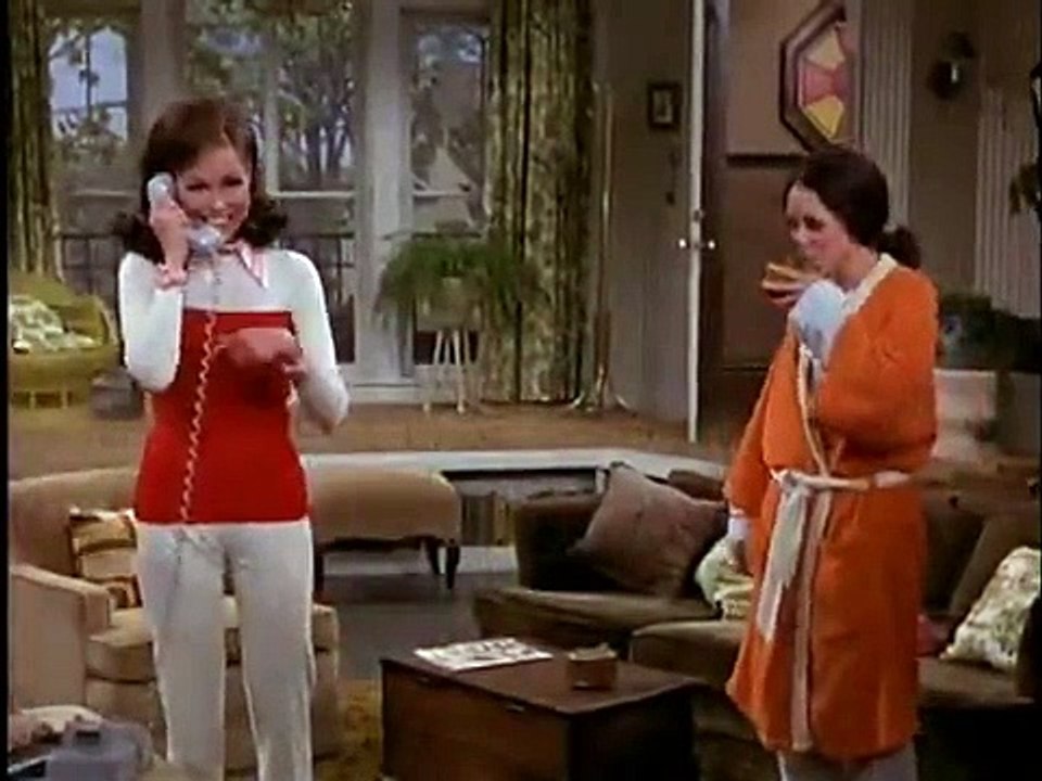 The Mary Tyler Moore Show - Se2 - Ep21 - Where There's Smoke, There's Rhoda HD Watch