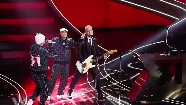 Sanremo 2023, il grido pro cannabis di Fedez e degli Articolo 31: Giorgia, legalizzala