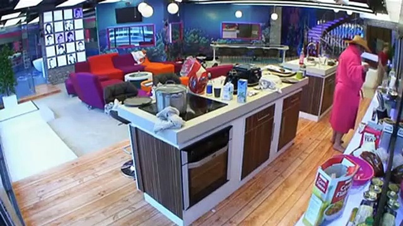 Celebrity Big Brother - Se8 - Ep05 HD Watch