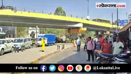 Download Video: Pimpri Chinchwad: '...अपक्षाची उमेदवारी खोक्यातून'; असे बॅनर लावत Rahul Kalate यांच्यावर खोचक टीका