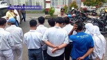 Satpol PP Ciduk 10 Pelajar SMA Bolos Sekolah, Temukan Miras dan Okerbaya