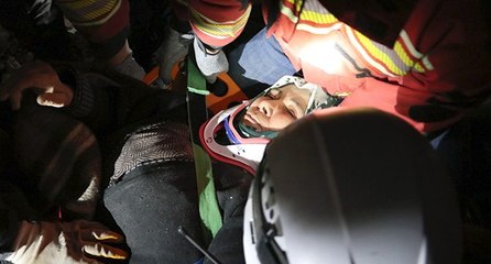 70 yaşındaki Menekşe Tabak 122 saat sonra kurtarıldı