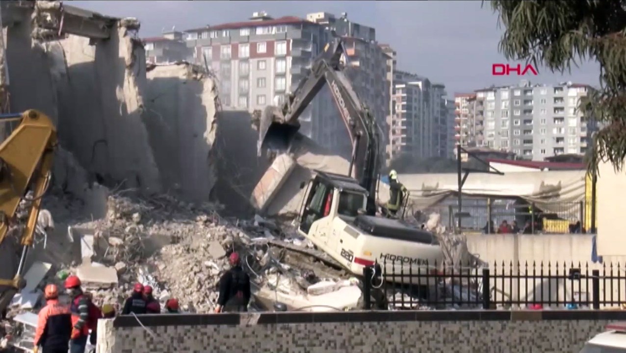 Müteahhidi kaçarken yakalanmıştı... Hatay'da 250 daireli Rönesans Rezidans'ın enkazında çalışmalar sürüyor