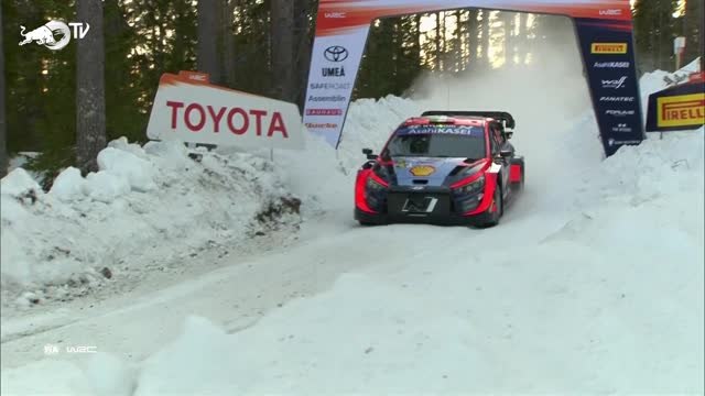 Suède - Breen en tête devant Tänak