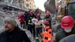 Antakya'da 2 yaşındaki Asya depremin 122'nci saatinde enkazdan kurtarıldı