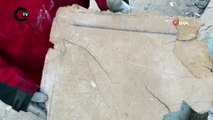 Kahramanmaraş’ta enkazda “Ben ölürsem kalanlar okusun” yazılı tahta parçası bulundu
