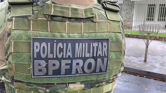 BPFron apreende Gol com 1.250 pacotes de cigarros paraguaios em Umuarama