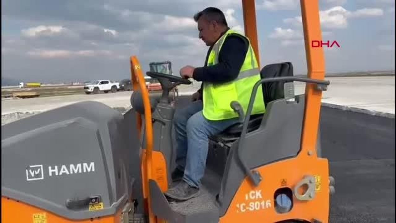 HATAY HAVALİMANI'NIN 24 SAAT İÇİNDE AÇILMASI PLANLANIYOR