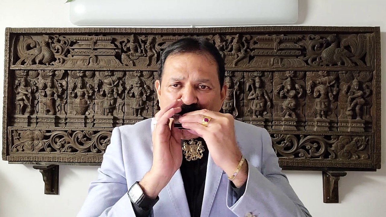 Kehta Hai Joker Sara Jamana - Film Mera Naam Jo...