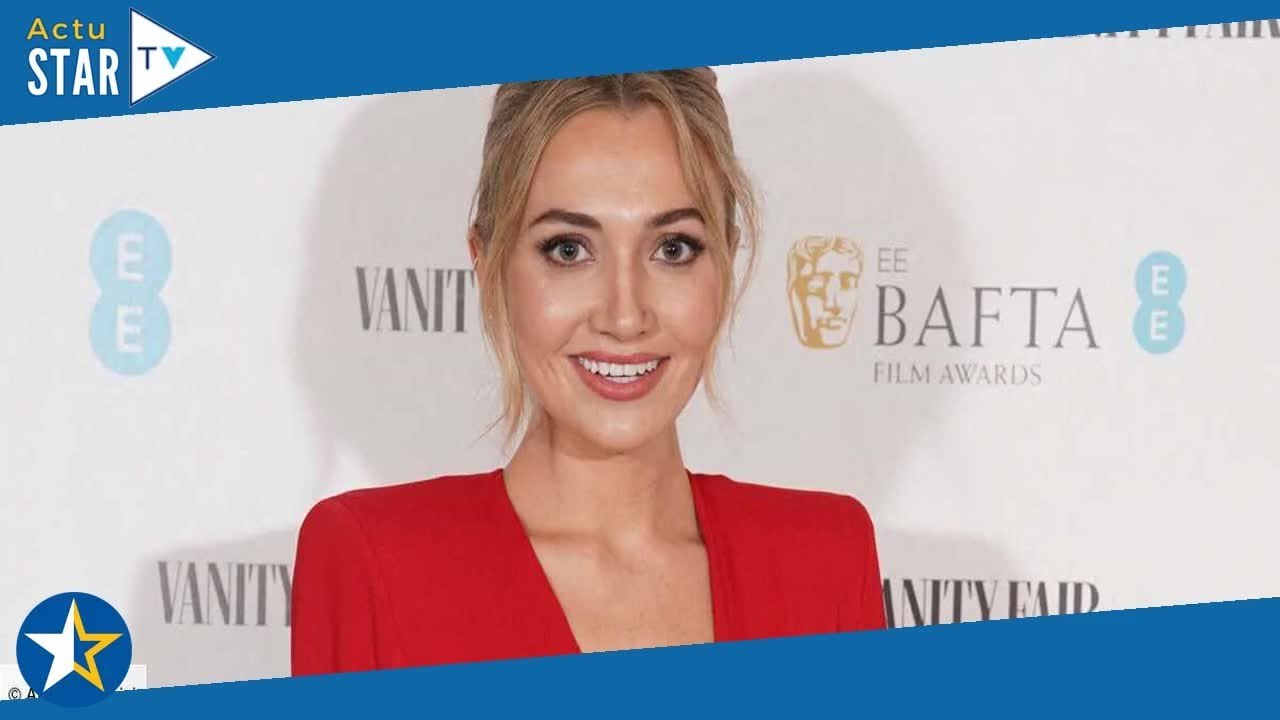 You (Netflix) : qui est Tilly Keeper, l'interpr...