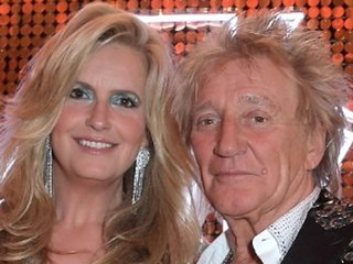 Krönung von Charles III.: Rod Stewarts Frau im Polizeieinsatz