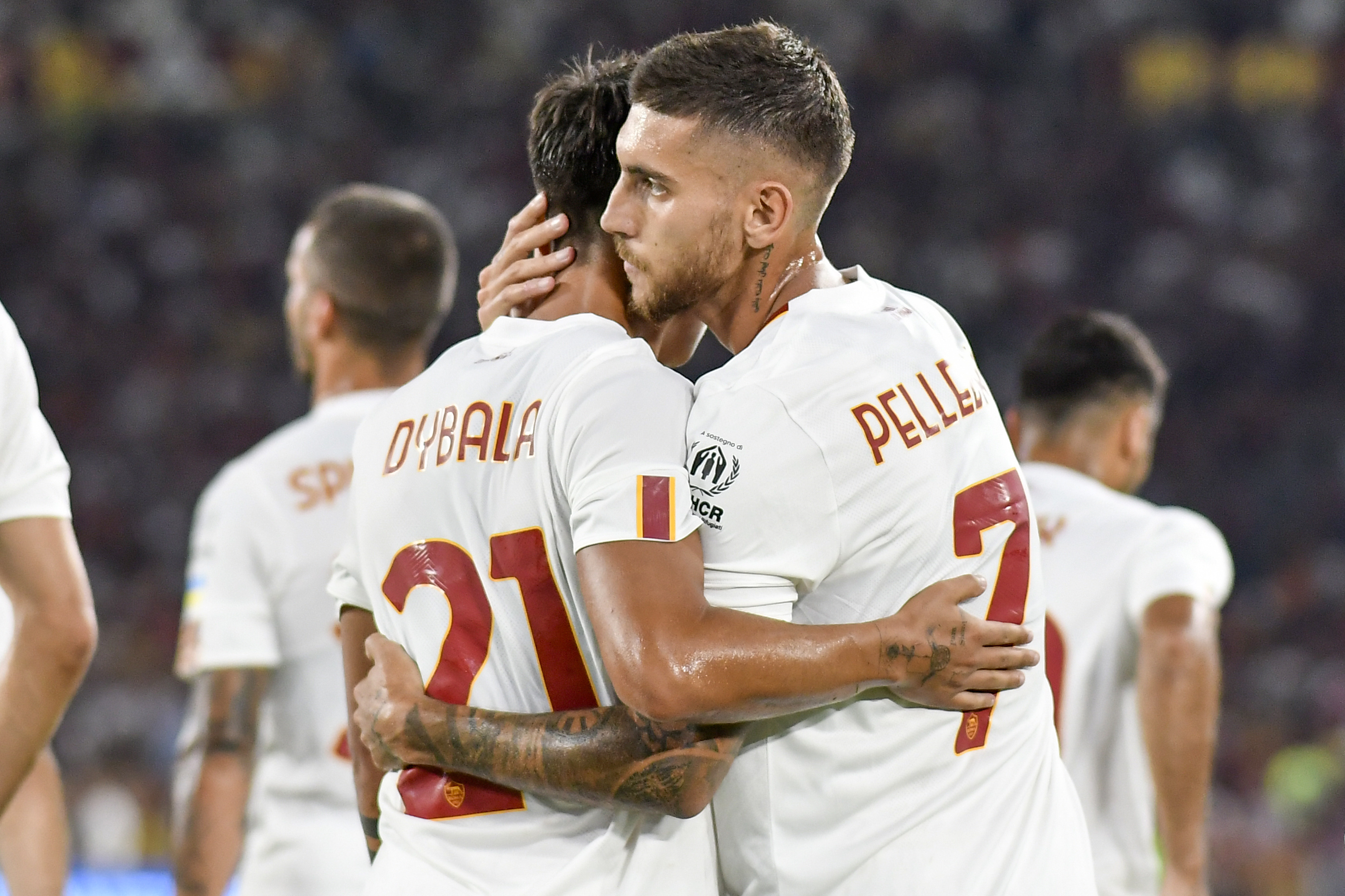 Serie A - Dybala et la Roma butent sur Umtiti et Lecce