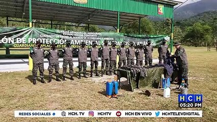 Decomisan indumentaria militar y policial en la zona de San Francisco, Atlántida