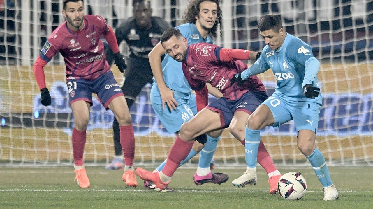 Clermont Foot v Marseille