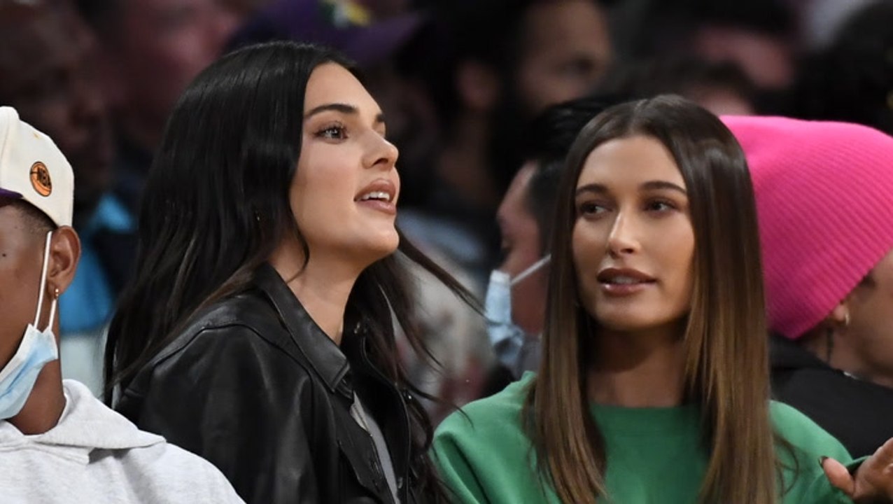 Nach Photoshop-Vorwürfen: Hailey Bieber nimmt Kendall Jenner in Schutz