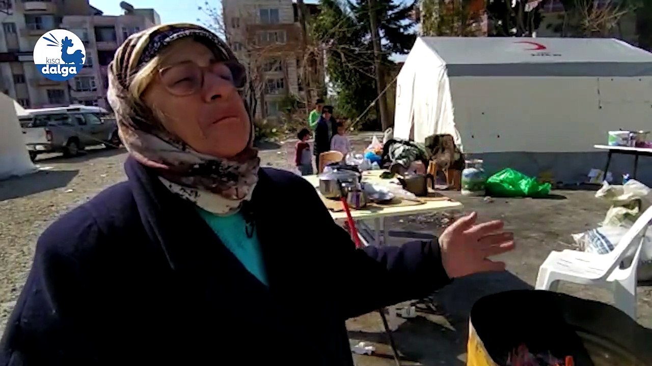 Samandağ'da son durum: Çadır yeni geldi ancak yeterli değil, gıda ve hijyen malzemelerine ihtiyaç var