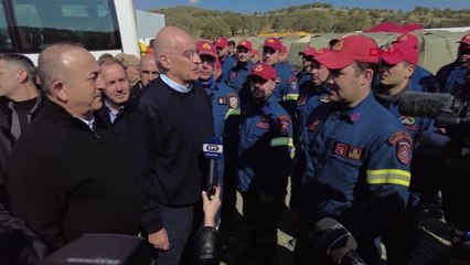 BAKAN ÇAVUŞOĞLU, YUNANİSTANLI MEVKİDAŞIYLA YABANCI ARAMA KURTARMA EKİPLERİNİ ZİYARET ETTİ