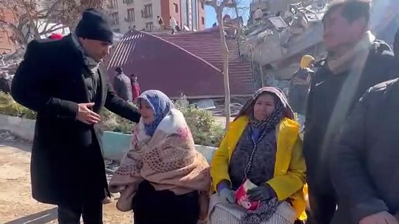Depremzede kadınları konuştu: 'Erdoğan ve AKP Kahramanmaraş'tan vaz mı geçti?'