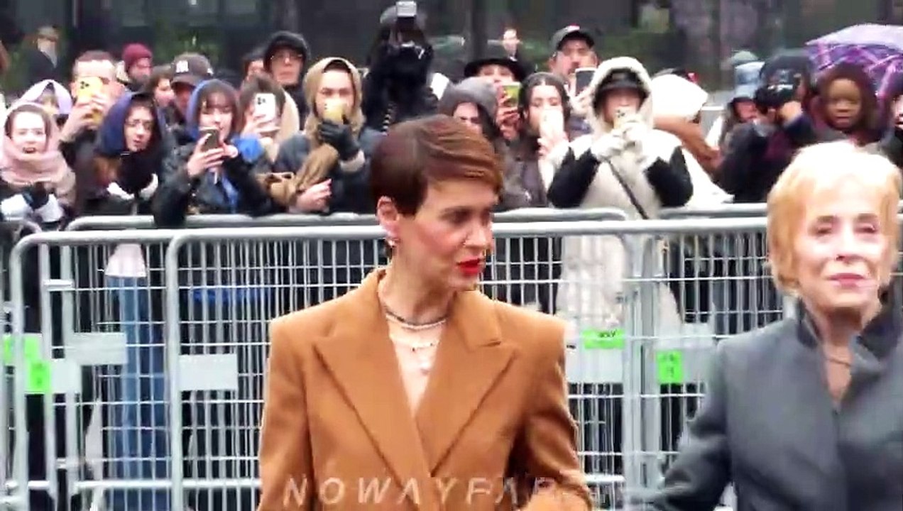 Actress Sarah PAULSON (American Horror Story) @ FENDI fashion show, Paris January 26th 2023 Week