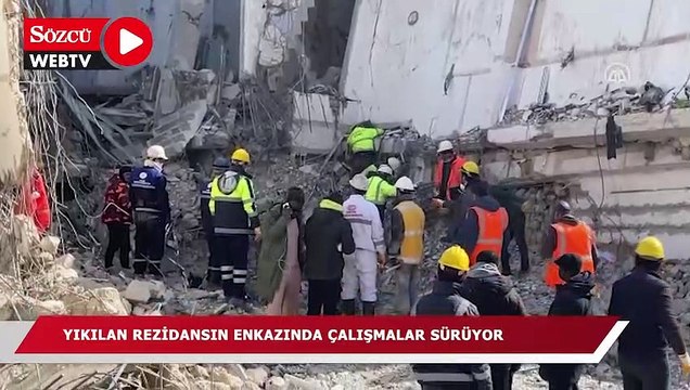 Hatay'da yıkılan rezidansın enkazında çalışmalar sürüyor
