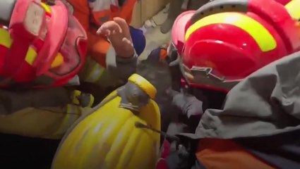 Ten-year-old girl rescued 147 hours after earthquake hit Turkey