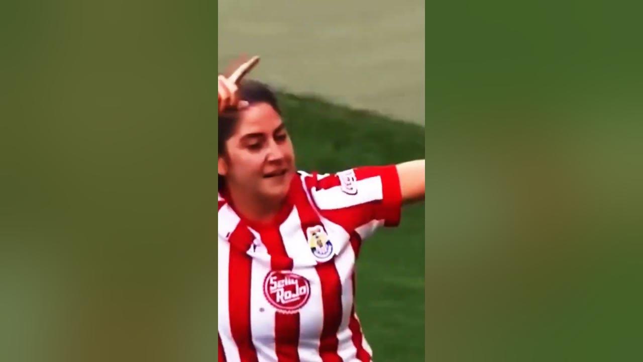 Les célébrations de buts les plus folles du football féminin -2- #shorts