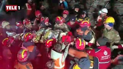 162’nci saatte mucize! Bir depremzede daha enkaz altından kurtarıldı