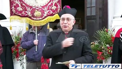 Video News - IL GALERO ROSSO TORNA IN LOGGIA