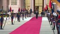 الرئيس السيسي يصل إلى الإمارات للمشاركة في القمة العالمية للحكومات