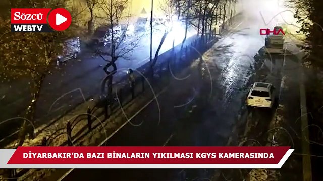 Diyarbakırda 7.7 büyüklüğündeki depremde bazı binaların yıkılması KGYS kameralarında