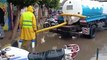 انتشار المعدات وسيارات شفط مياه الأمطار بشوارع المنوفية