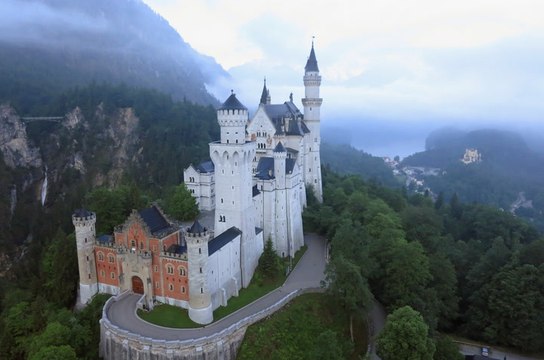 The Most Magnificent Castles In Europe!