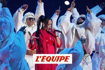 Le show de Rihanna à la mi-temps - Foot US - Super Bowl