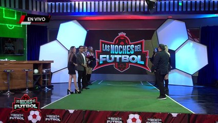 Rechazan propuesta de matrimonio en partido de fútbol