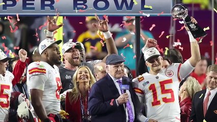 Скачать видео: Patrick Mahomes speaks with the 'NFL on FOX' crew after Chiefs' win vs. Eagles i