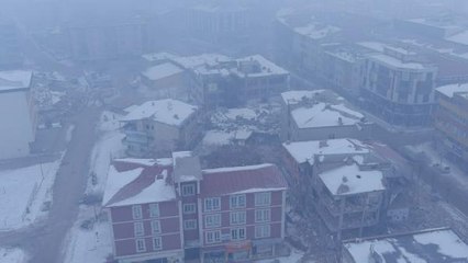 2. depremin merkez üssü Elbistan'daki yıkım havadan görüntülendi