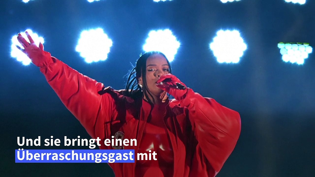 Rihanna zeigt Babybauch bei Super-Bowl-Auftritt