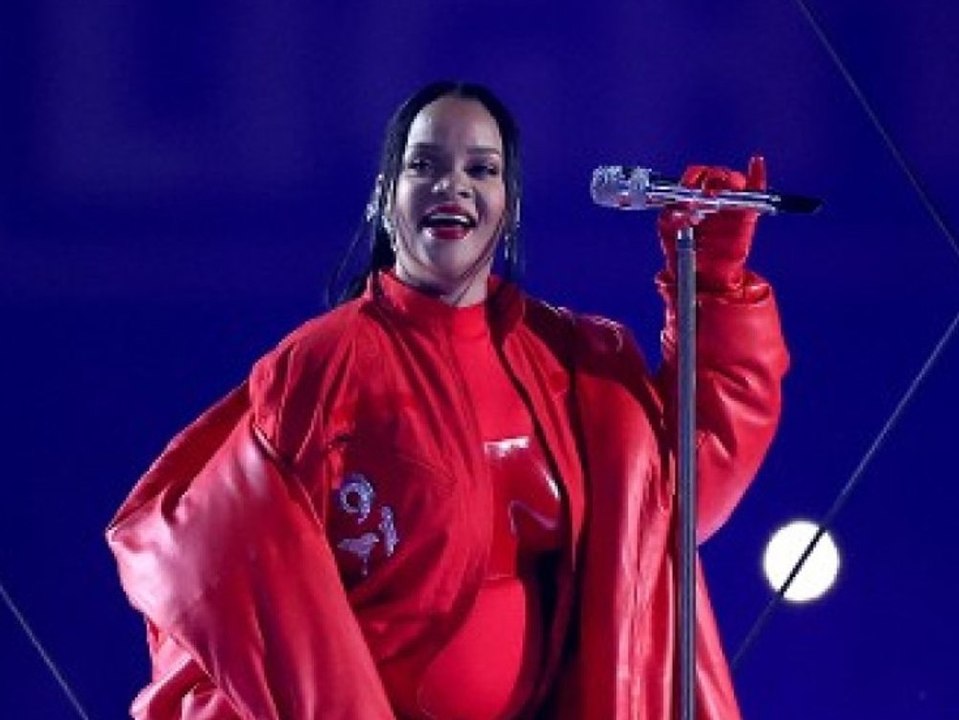 Super Bowl 2023: Rihanna lässt Baby-Bombe platzen