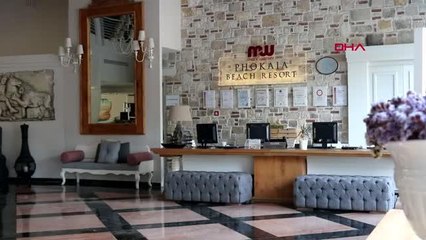 DEPREMZEDELER FOÇA'DA OTEL VE EVLERE YERLEŞTİRİLİYOR