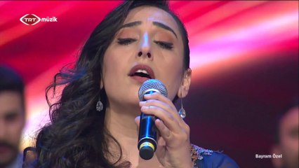 Özlem Üngör / Yürekten geçeni dökemem dile