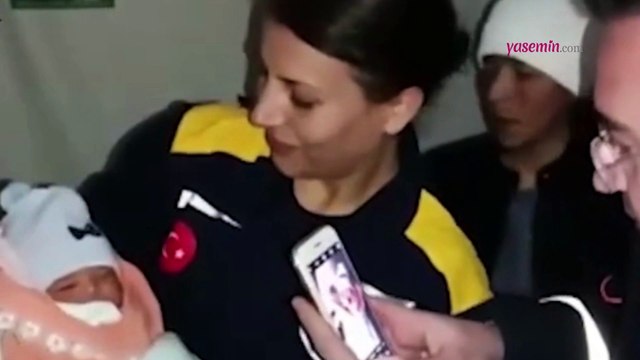 Deprem çadırında dünyaya geldi! Umut bebek herkese umut oldu...