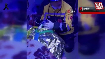 Hatay'da kurtarılan kadın: Param yok, beni özele götürmeyin