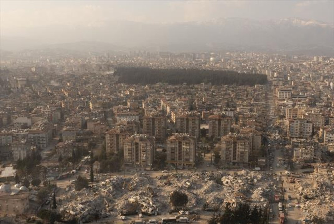 Deprem dışındaki okullar ne zaman açılıyor? İlkokul, ortaokul, liseler ne zaman açılacak?