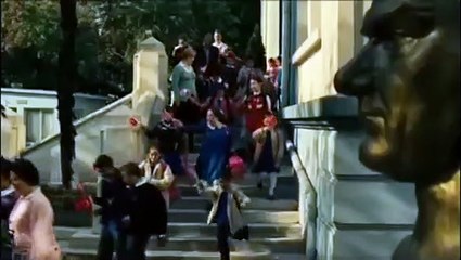 Я видел Солнце | movie | 2009 | Official Trailer