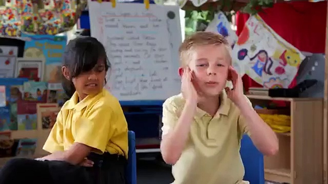 The Russell Howard Hour - Se3 - Ep13 HD Watch