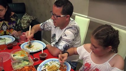 Tricks of the Restaurant Trade | show | 2016 | Official Trailer