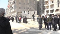 Halep'te Depremzedeler Enkaz Altındaki Sevdiklerini Aramaya Devam Ediyor