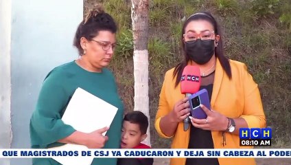 "Soy mamá de un niño especial y por un error de dedo me quitaron el trabajo": Docente interina
