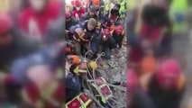 Kahramanmaraş'ta bir kadın, depremden 180 saat sonra enkazdan sağ çıkarıldı