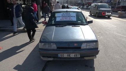 Otomobilini depremzedeler için sattı